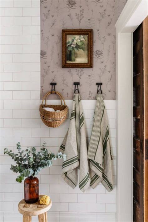 28 Small Apartment Bathroom Ideas To Revamp Your Bathroom On A Budget