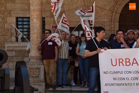 Trabajadores De Urbaser Protestan Por Sus Malas Condiciones Laborales Y