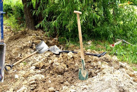 Sekop Bumi Tata Letak Kerja Hijau Pohon Lumpur Alam Piqsels