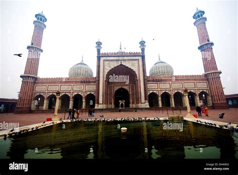 Indian Masjids Hi Res Stock Photography And Images Alamy