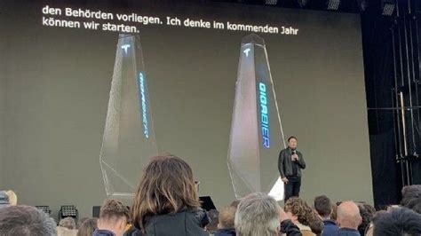 Elon Musk Presentó Su Nueva Marca De Cervezas Gigabier Inspirada En El