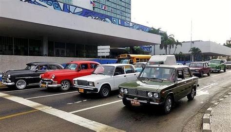 Los Cubanos Ya Pueden Comprar Carros Tras Liberar El Gobierno Su Venta