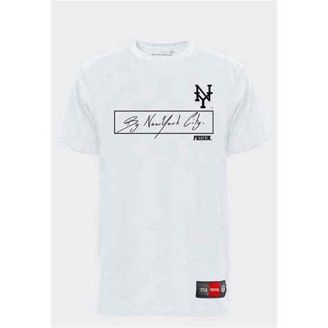 Camiseta Streetwear Prison The Signature Branco Netshoes