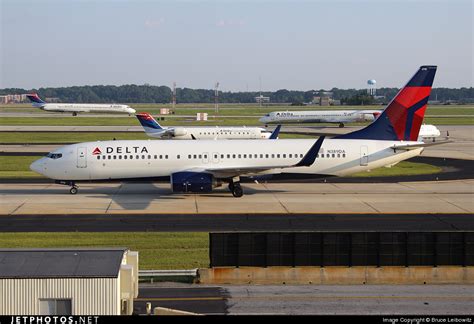 N Da Boeing Delta Air Lines Bruce Leibowitz Jetphotos