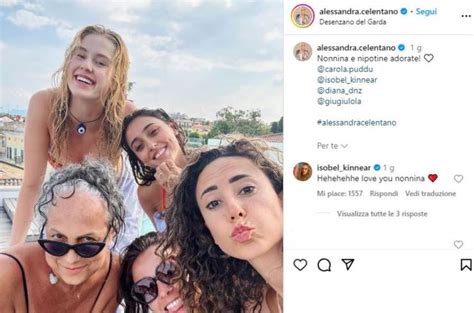 Amici Alessandra Celentano In Spiaggia Con Carola Isobel E Giulia La