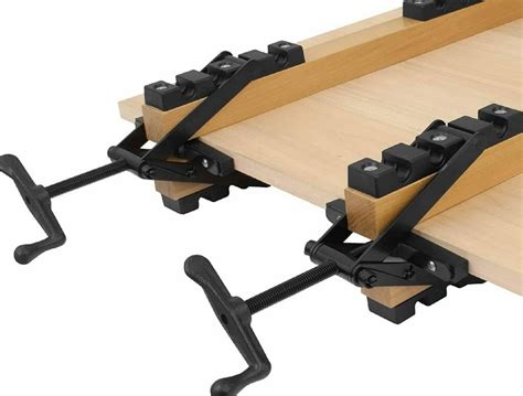 The Best Panel Clamps For Clamping Wood Panel