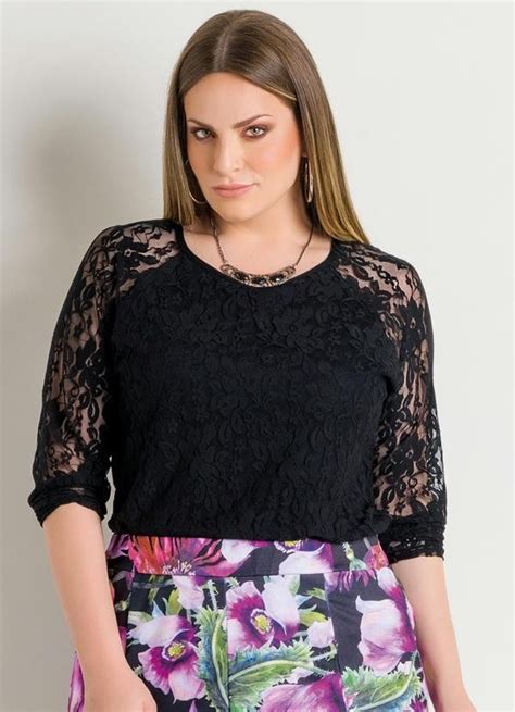 Blusa Com Renda Preta Plus Size Decote Redondo Para Gordinha R 139