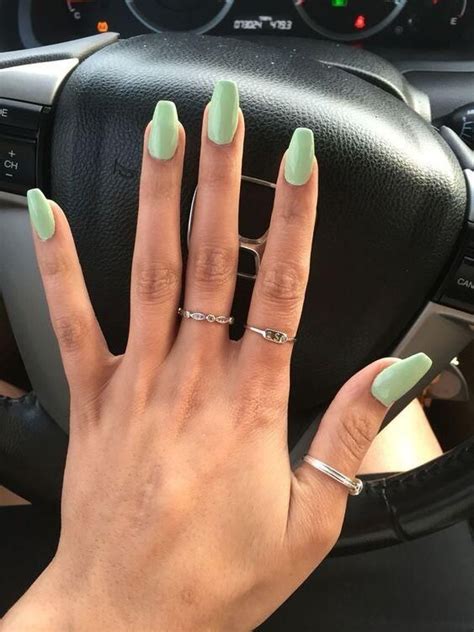 Popular Summer Nail Colors For An Unblurred Lady Mint Nails