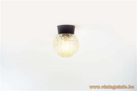 RZB Globe Flush Mount – Vintageinfo – All About Vintage Lighting