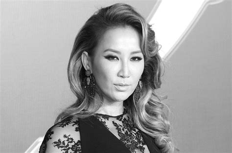 Star Cm Sinks By Record After Clip Of Coco Lee Accusing Sing China Of