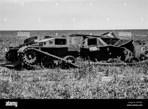 Zerst Rter Panzer Ukraine Schwarzwei Stockfotos Und Bilder Alamy