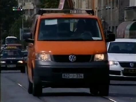 IMCDb org Volkswagen Transporter T5 Typ 7H in Žene s broja 13 2007