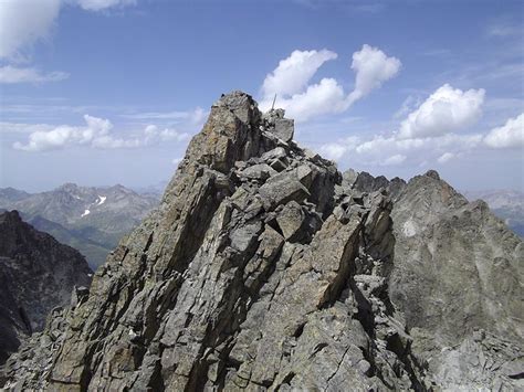 Am Gipfelgrat Blick Zum Hauptgipfel Fotos Hikr Org