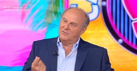 Gerry Scotti Dice La Sua Su Giambruno E I Fuorionda Di Striscia