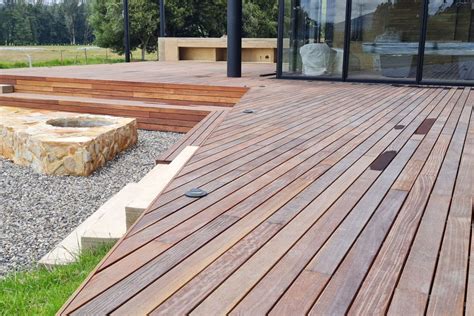 Deck En Madera Maderas Y Laminas Especiales