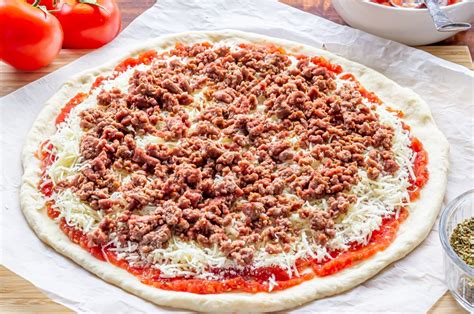 Pizza de carne picada receta fácil al puro estilo americano