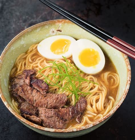 Les ramens japonais : le guide complet 2021