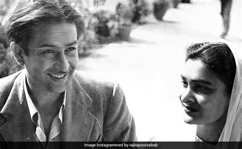 Here’s A Vintage Pic Of Raj Kapoor And Wife Krishna, Courtesy Karisma ...