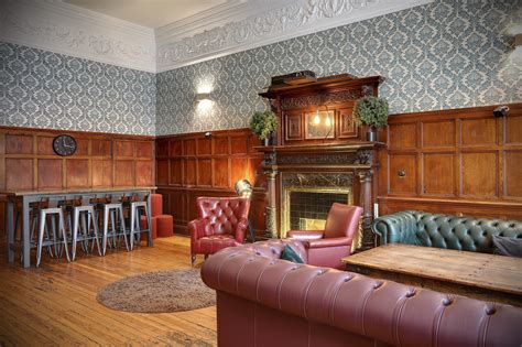 Astor Hyde Park Hostel: Travel Guide and Accommodation Details 1