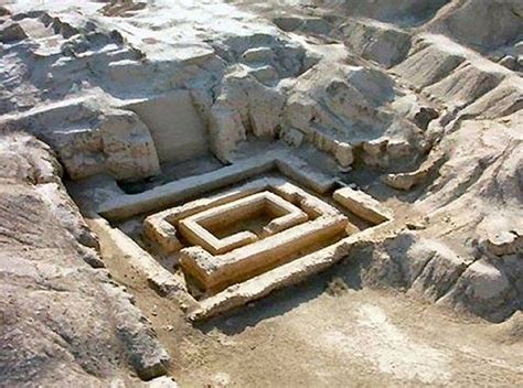 Walls Of Uruk Built By Sumerian King Gilgamesh 4,500 Years Ago | MessageToEagle.com