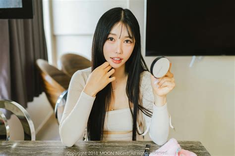 Moon Night Snap Yunjin Honey Peach Hocance Digital Photobook Bestgirlsexy