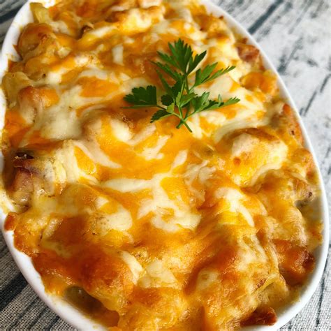 Baked Macaroni with Ham & Cheese - Johnston's