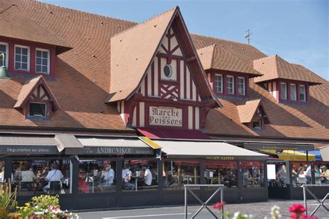 Trouville sur Mer le marché aux poisson