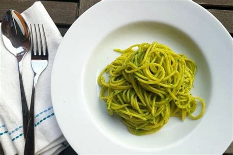 Rucola Pesto Vegan Mit Veganem Parmesan Vegane Rezepte