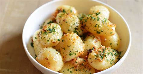 How to make Golden Potatoes from canned potatoes - vintage-recipes.com