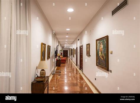 Sala De Reuniones De La Casa Provincial Fotograf As E Im Genes De Alta