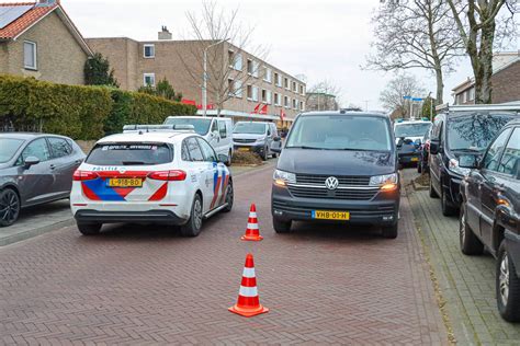 Forensische Opsporing Doet Onderzoek In Woning Bussum