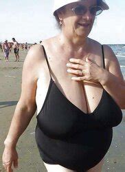 Scorching Swimsuit Granny Plumper ZB Porn