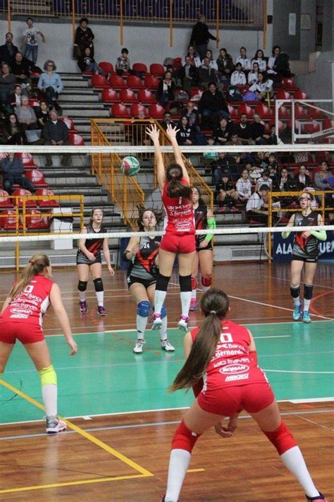 Alassio Dopo Tre Anni Torna Il Torneo Della Befana Di Volley Imperia Tv