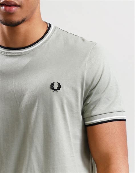 Fred Perry Twin Tipped T Shirt Seagrass Terraces Menswear