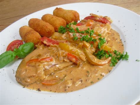 Schnitzel In Paprika Rahm Sauce Von Acigrand Chefkoch