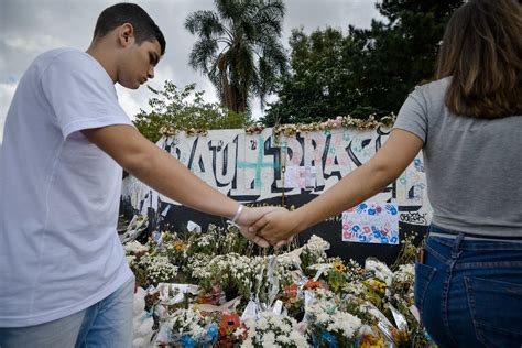 Tragédia Na Escola Massacre Em Suzano Sp Choca Pela Crueldade E