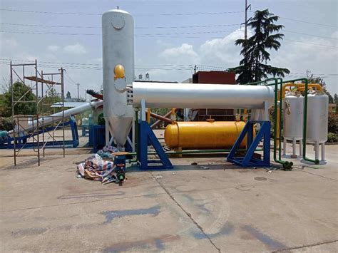 Waste Plastic To Oil Pyrolysis Recycling Plant Project With Capacity