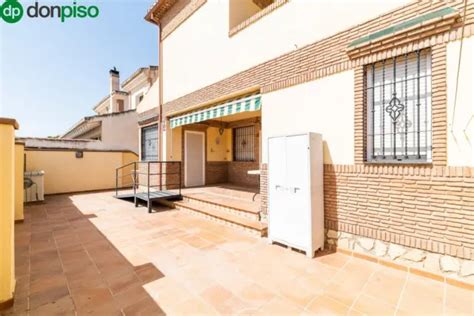 Casa Pareada En Venta En Calle De Mariana Pineda En Santa Fe Por