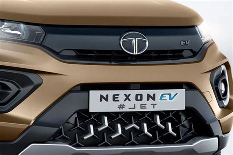 Tata Nexon Ev Max Xz Plus 7 2 Kw Fast Charger Price In India Droom