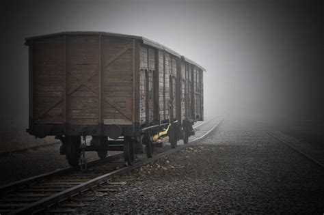 Rocznica Pierwszego Transportu Polak W Do Kl Auschwitz Muzeum