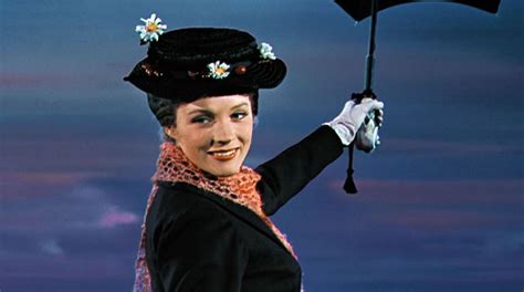 Julie Andrews In Mary Poppins Robert Stevenson 1964 She Won An Oscar And A Golden Globe For