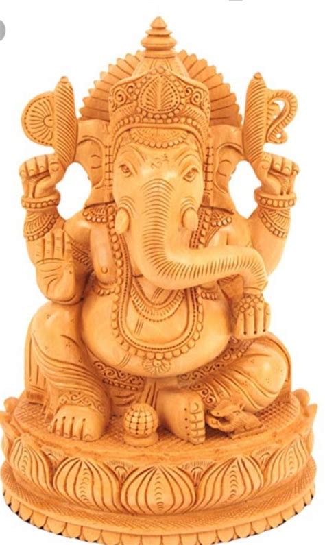 Pin By Chitra On Ganapathi Pappa Shri Ganesh Images Ganesha Statue