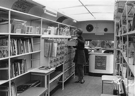 The Moving Libraries Of The 20th Century 15 Vintage Photos Of