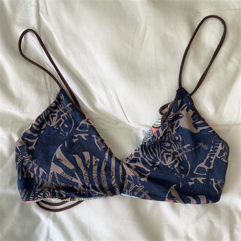 MAAJI REVERSIBLE BIKINI TOP Size Read XL But Maaji Depop