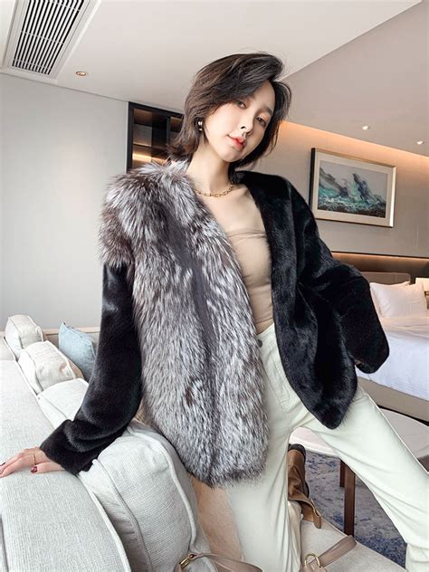 Hdhohr New Real Fur Coat Natural Mink Fur Coats With Diamond