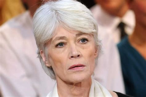 Françoise Hardy au plus mal les nouvelles ne sont pas bonnes