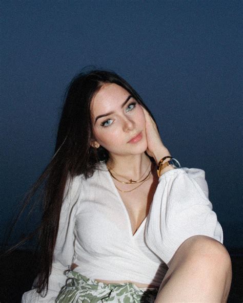 Sabrina Salvatierra - Foto #14374 | Profile Rate