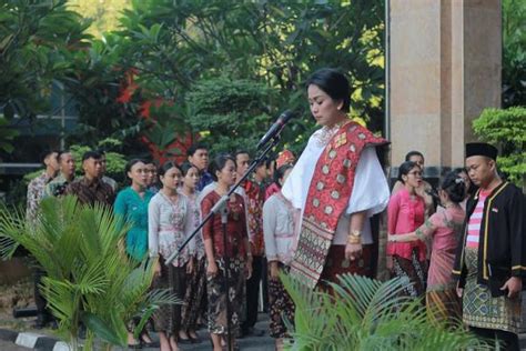 Semarakkan HUT Ke 79 RI Hotel Ciputra Semarang Gelar Upacara Bendera