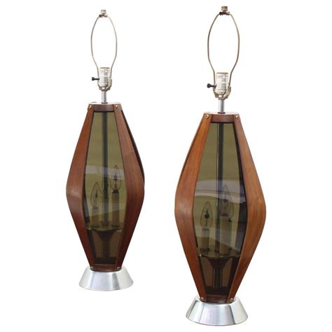 Pair Of Mid Century Modern Walnut Table Lamps For Sale At 1stdibs