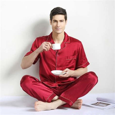 Momme Short Sleeved Silk Pajama Set For Men Silk Pajama Set